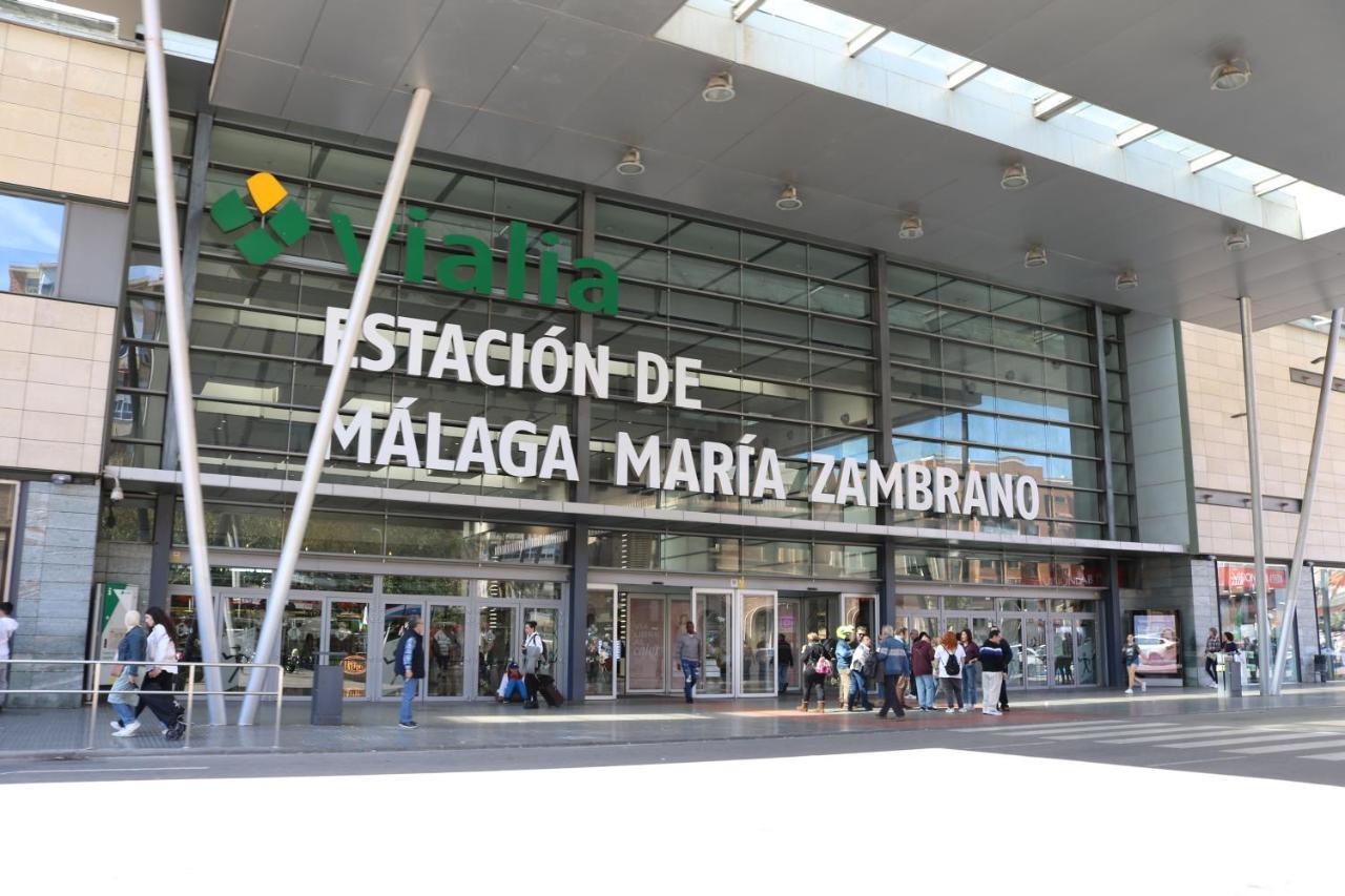 Fantastico Apartamento Junto A La Estacion Malaga Exterior photo