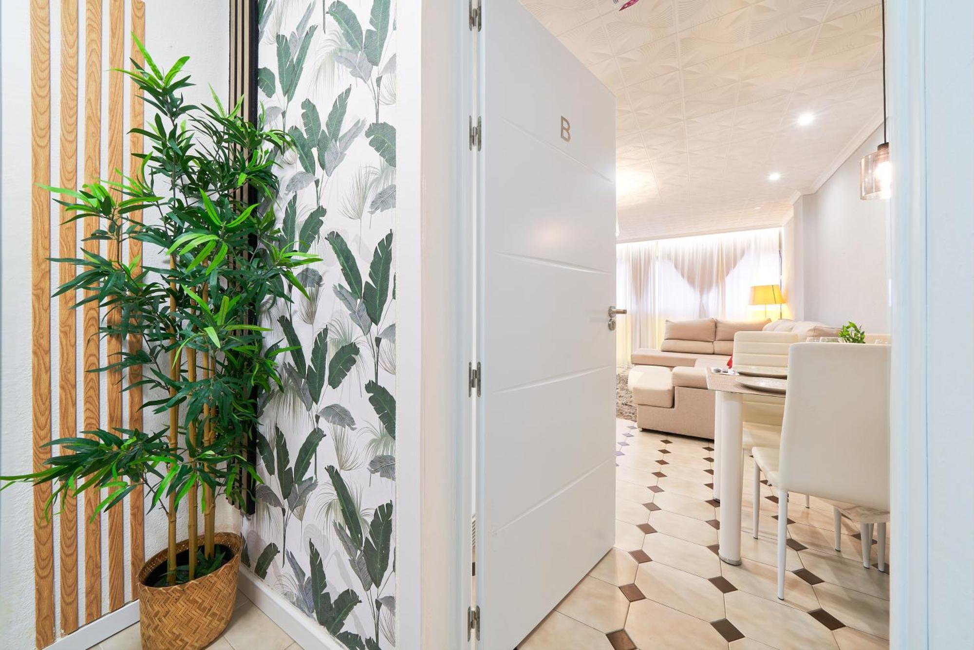 Fantastico Apartamento Junto A La Estacion Malaga Exterior photo